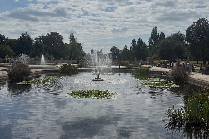 Hyde Park and Kensington Gardens Walking Tour - Peter Pan Statue and Kensington Gardens: The Fun Stops That Keep You Smiling