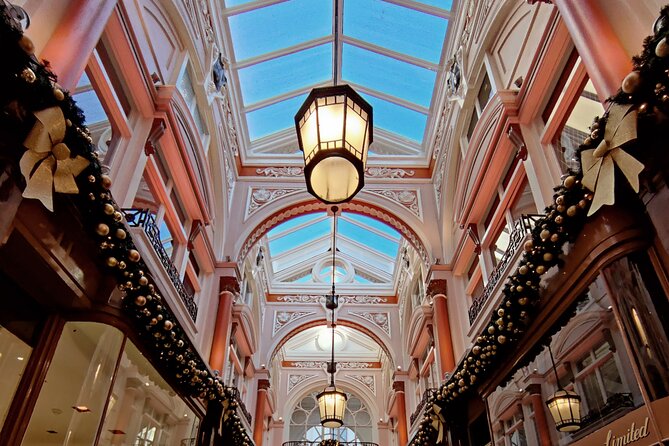 Immersive London Treasure Hunt Adventure - Outdoor Escape Room - How the Dickens plot turns London into a game