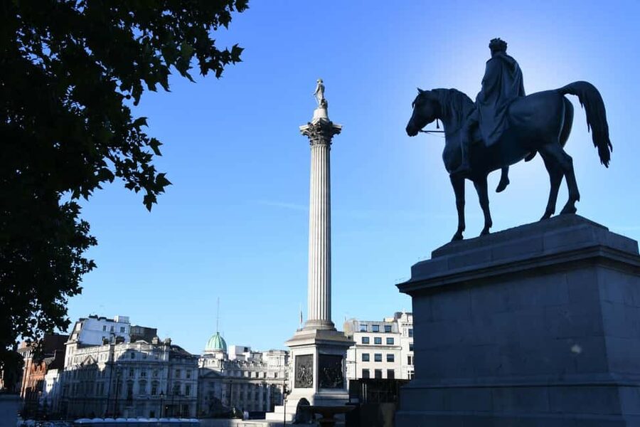 Inside Buckingham Palace & See The Westminster Sights Tour - The royal gardens: why you’ll want the time after the rooms