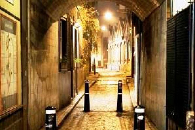 Jack the Ripper Mystery Walks - A 2-Hour Jack the Ripper Walk That Keeps Its Foot on the Ground