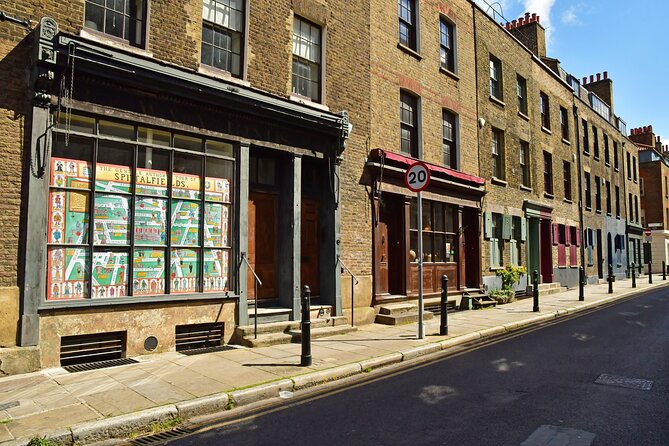 Jack the Ripper Small Group Guided Tour with an Expert Guide - Brick Lane stop: Annie Chapman in the neighborhood setting