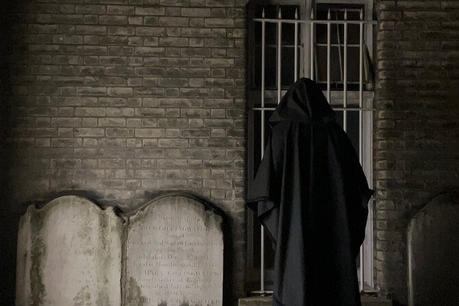 Jack the Ripper Tour and Underground Prison - Key things to know before you go