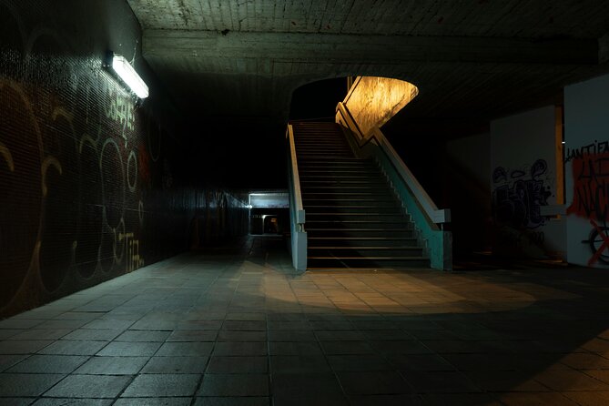 Jack the Ripper Tour and Underground Prison - Who should book this Jack the Ripper and underground prison tour