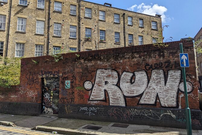 Jack the Ripper Tour: Murder, Mystery, & the Women of Whitechapel - What the small-group size changes for you