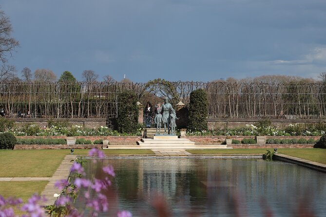 Kensington Palace VIP Garden Tour with Royal High Tea - Does the tour include Kensington Palace entry?
