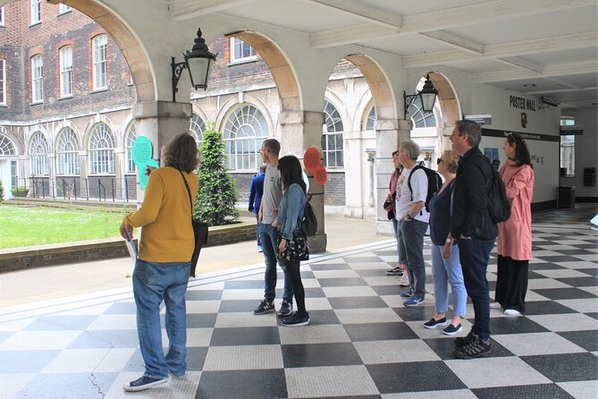 Killing Eve Locations Tour of London with Private Guide - Key highlights at a glance