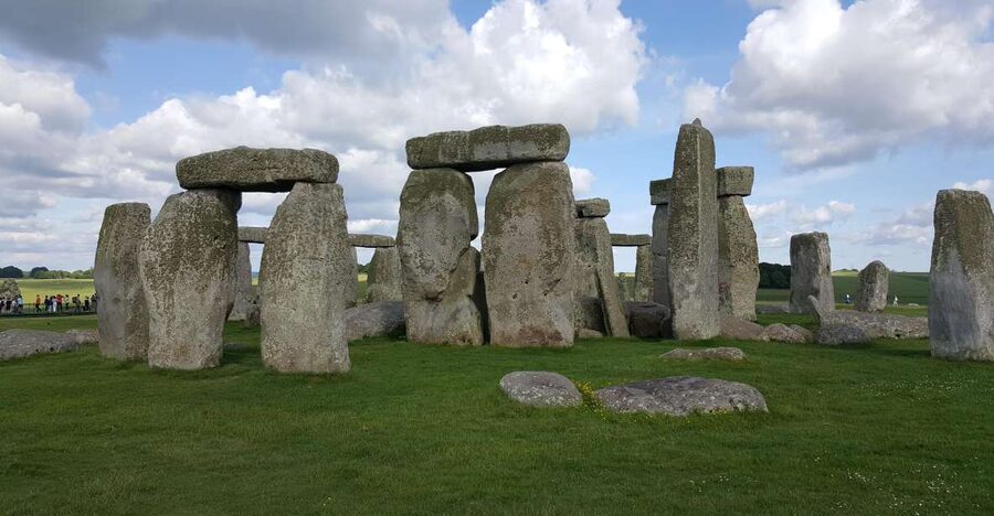 King Arthur Tour: Stonehenge, Glastonbury and Avebury - A 13-hour King Arthur route that actually makes sense
