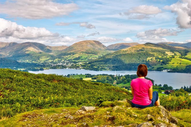 Lake District - Rail Tour from London with Cream Tea and Cruise - Winter vs summer routing: Yewdale Valley, Rydal Mount, and Bowness