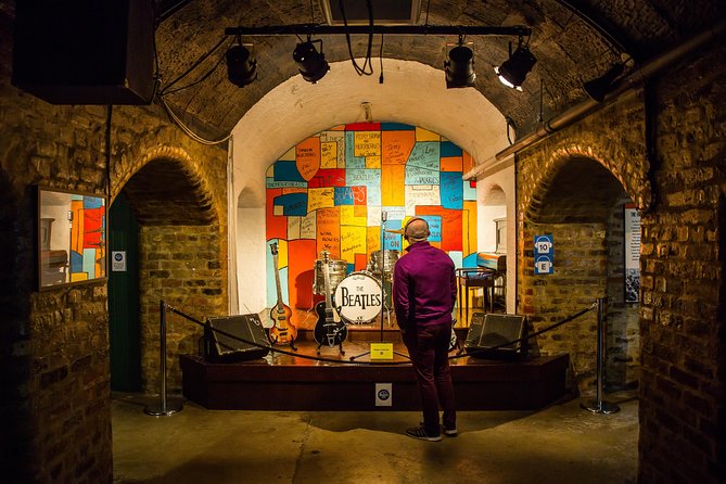 Liverpool and The Beatles Day Tour from London - Lime Street to Albert Dock: the self-guided start that sets your pace