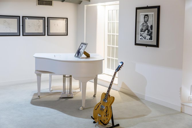 Liverpool and The Beatles Day Tour from London - The Beatles Story Exhibition: how to enjoy it without rushing