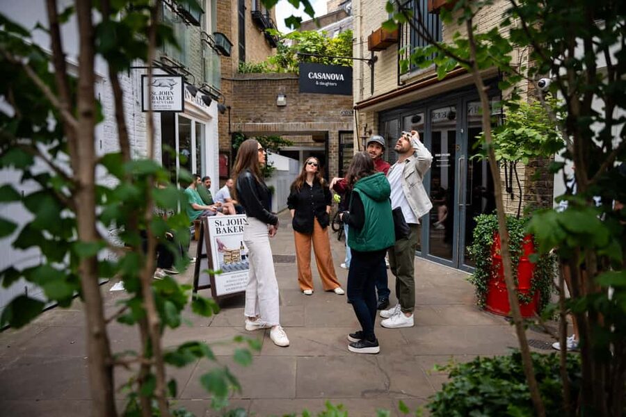 Local Foodie Adventure in London: 10+dishes, drinks and more - Neal’s Yard: Where the First Big Flavor Moment Hits