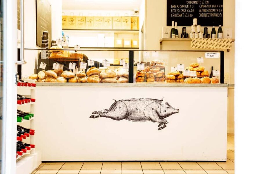 Local Foodie Adventure in London: 10+dishes, drinks and more - The Photo Stops: Quick Breaks, Not Dead Time