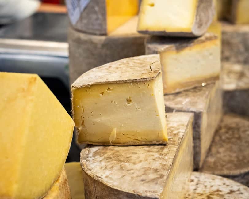 Local Foodie Adventure in London: 10+dishes, drinks and more - Wine and Cider: How the Drink Portion Levels Up the Tour