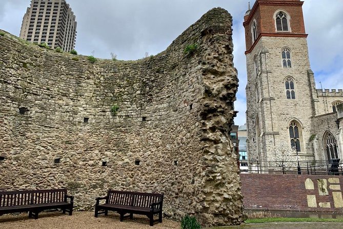 Londinium's Footprint: Explore London's Roman wall on a self-guided audio tour - Roman Wall in Real Life: What This Walk Feels Like