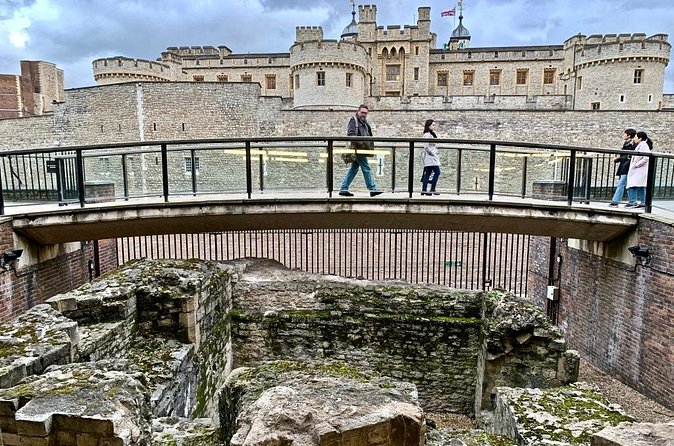 Londinium's Footprint: Explore London's Roman wall on a self-guided audio tour - Medieval Church Site, WW2 Blitz Survival, and Later Bombing