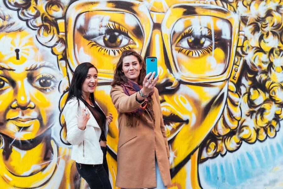 London: 2.5-Hour Off the Beaten Track Private City Tour - Brick Lane: More Than a Name on a Map