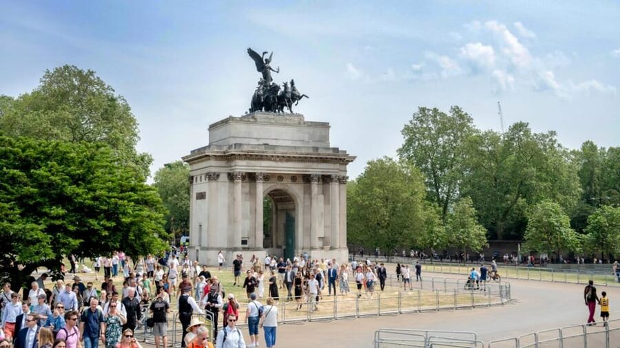 London: 24-Hour Hop-On Hop-Off Bus Pass - Price and Value: Is $33 Worth It for a One-Day London Rush?