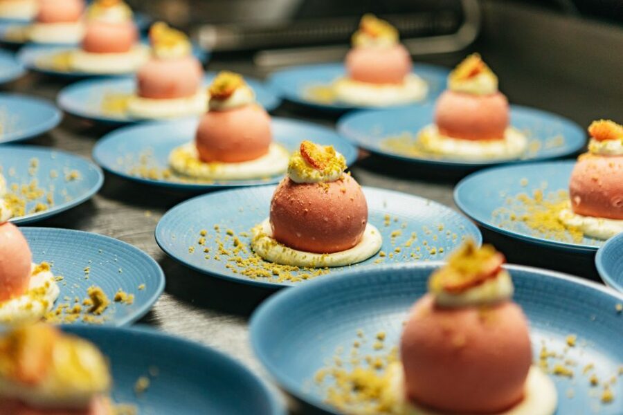 London: 6-Course Gourmet Dinner on a Luxury Coach - Service details that make it feel personal