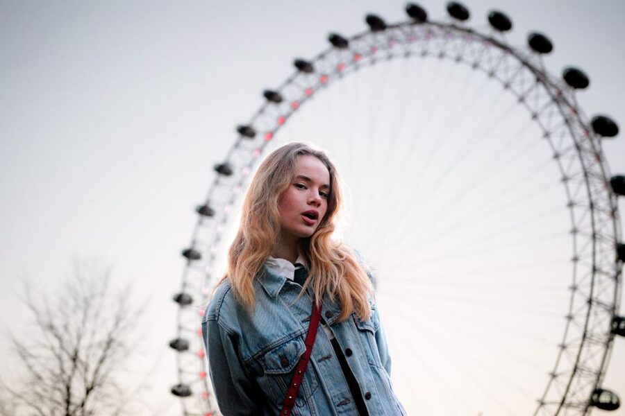 London: A Unique Photoshoot Experience at Famous Sites - Real-World Insights from Photographers Like Daniel, Dana, and Mehr