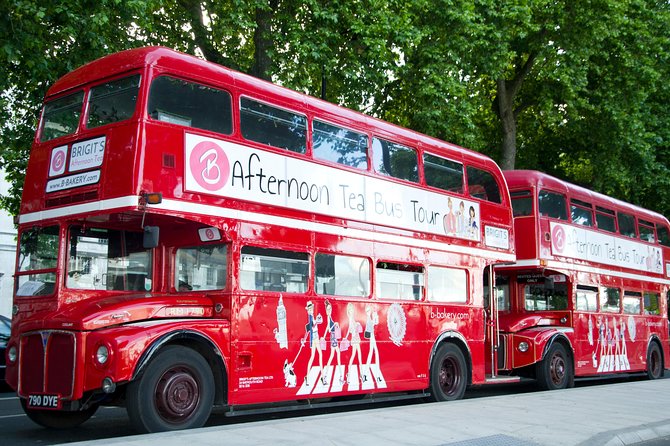 London: Afternoon Tea Bus Tour - 1960s Routemaster Bus - Comfort on an Older Bus: Heat, No A/C, and Traffic Reality