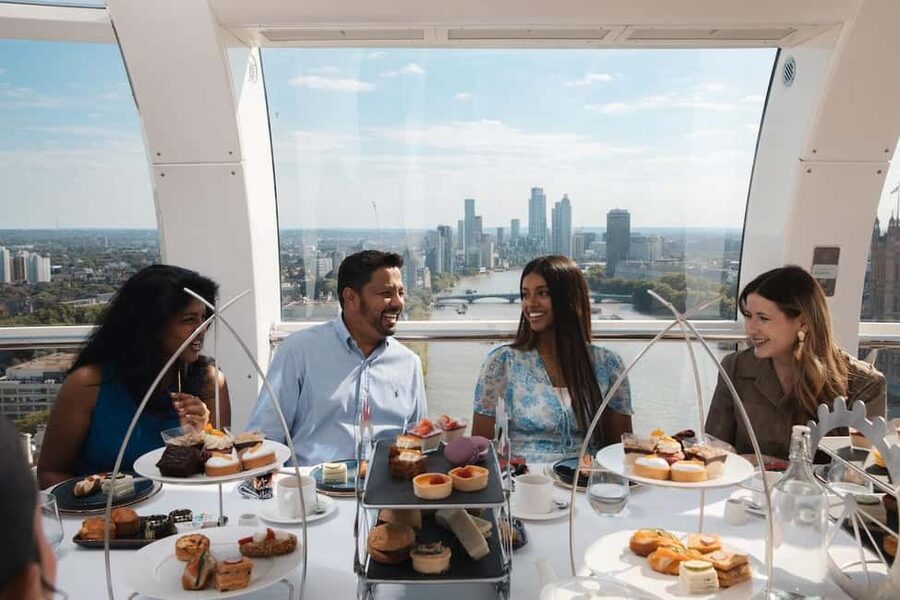 London: Afternoon Tea on the London Eye - Shared pod atmosphere: who you’re sitting with and why it works
