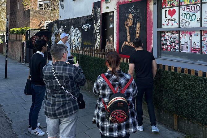 London - Amy Winehouse Camden Walking Tour - Amy’s Homes: How the Tour Makes It Personal Without Getting Weird