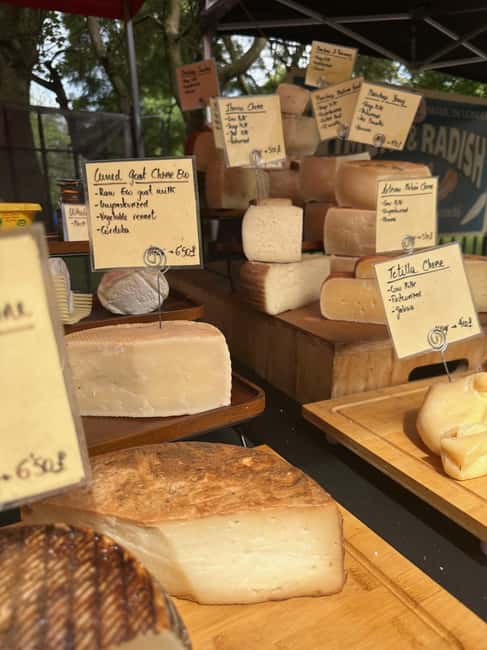 London: Authentic London Sunday Markets Walking Tour - Hackney City Farm: A Pause From Shopping