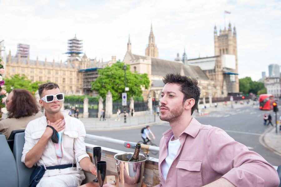 London: Bar Bus Tour by Tootbus - Price and Value: Is $36.77 Worth It?