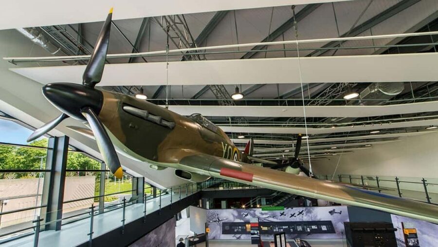 London: Battle of Britain Bunker Entry or Guided Tour - Operations Room talk and soundscape: how the story lands fast