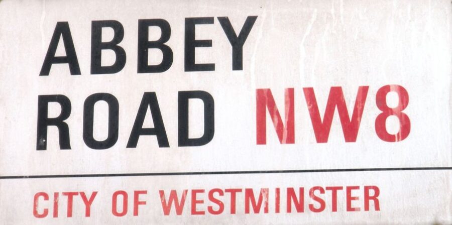 London: Beatles Magical Tour by Black Cab - Ringo’s apartment and the famous-name story you’ll want to repeat