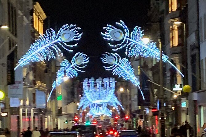 London Bespoke Black Cab Christmas Lights & Sights Private Tour - Oxford Street: Classic Christmas Light Energy