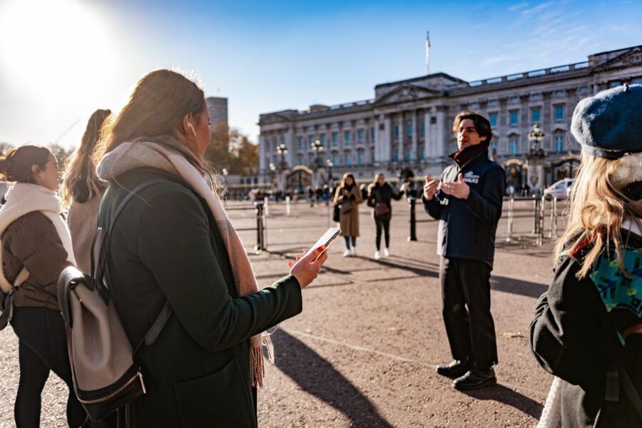 London: Best Landmarks Walking Tour - West End and Regent Street: theatres, arcades, and a fast-moving photo loop