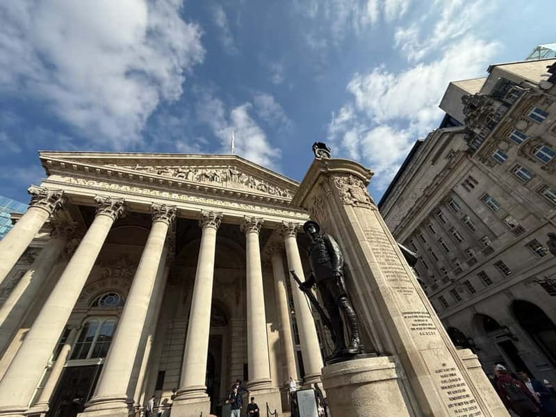 London Blitz Tour - Explore City of London Wartime History - Where you start: get oriented before the stories get heavy