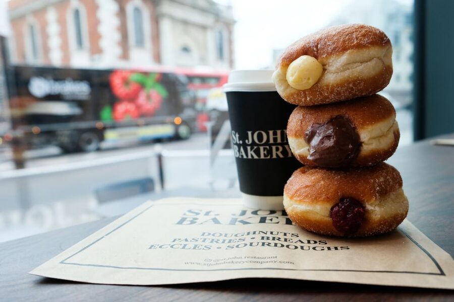 London: Borough Market Delicious Doughnut & Tea Experience - Starting at St. John Bakery Borough Corner: Your First Donut and a Fast Warm-Up