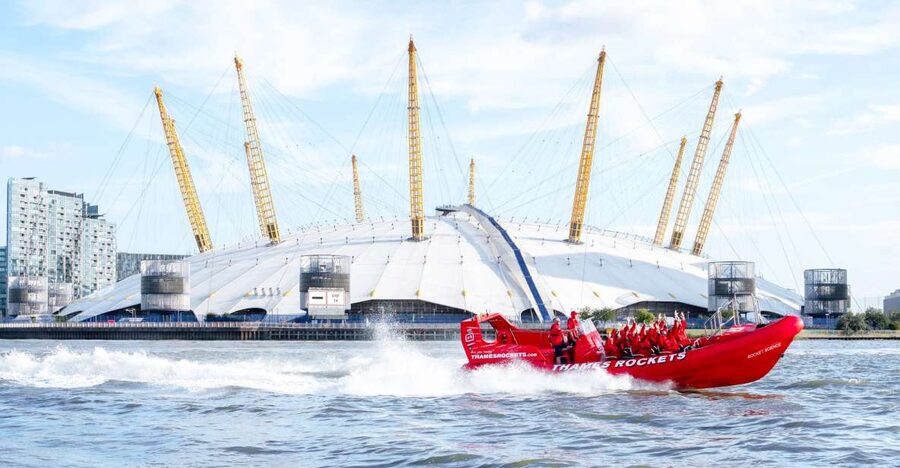 London: Break the Barrier Speed Boat Ride - Safety and Comfort: Make Sure You Fit the Ride