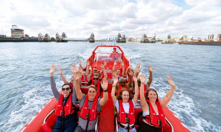 London: Break the Barrier Speed Boat Ride - What the 45 Minutes Really Delivers