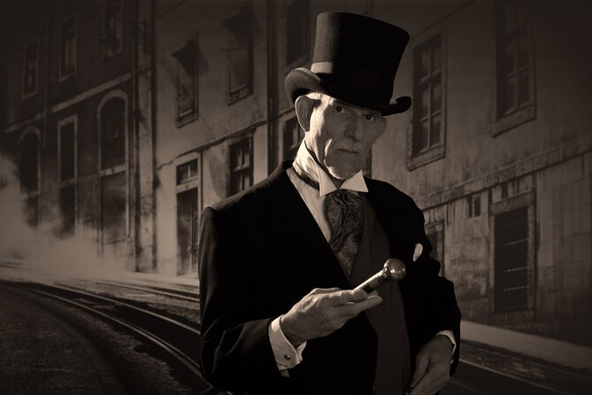 London Bridge Ghost Walking Tour - Borough Market after dark: where daily life turns macabre