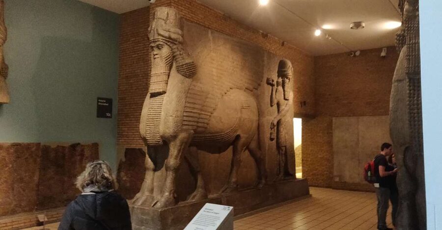 London: British Museum Archaeology Course and Guided Tour - Ancient Egypt and Assyria Galleries: Writing and Power in One Line