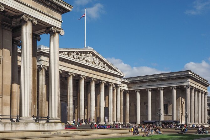London: British Museum Audio Guide & Small Group Entry - Russell Square meetup: finding the VoxCity host without stress