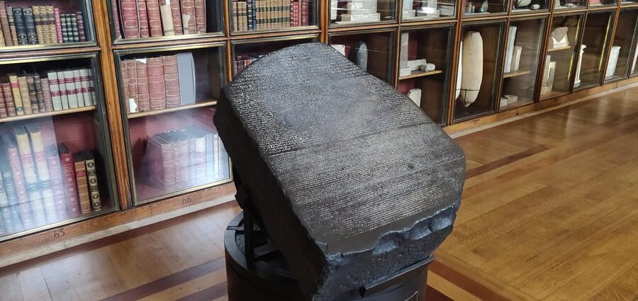 London: British Museum Tour with Archaeologist Guide - Gallery focus: seeing the Rosetta Stone as a turning point
