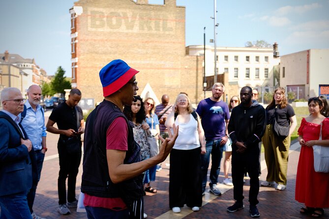 London Brixton Walking Tour: Homelessness Revisited - Where the Tour Starts: Brixton Underground to Stockwell Station