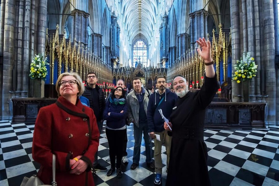 London: Buckingham, Big Ben & Westminster Abbey Tour - Changing of the Guard at Buckingham or Horse Guards Parade