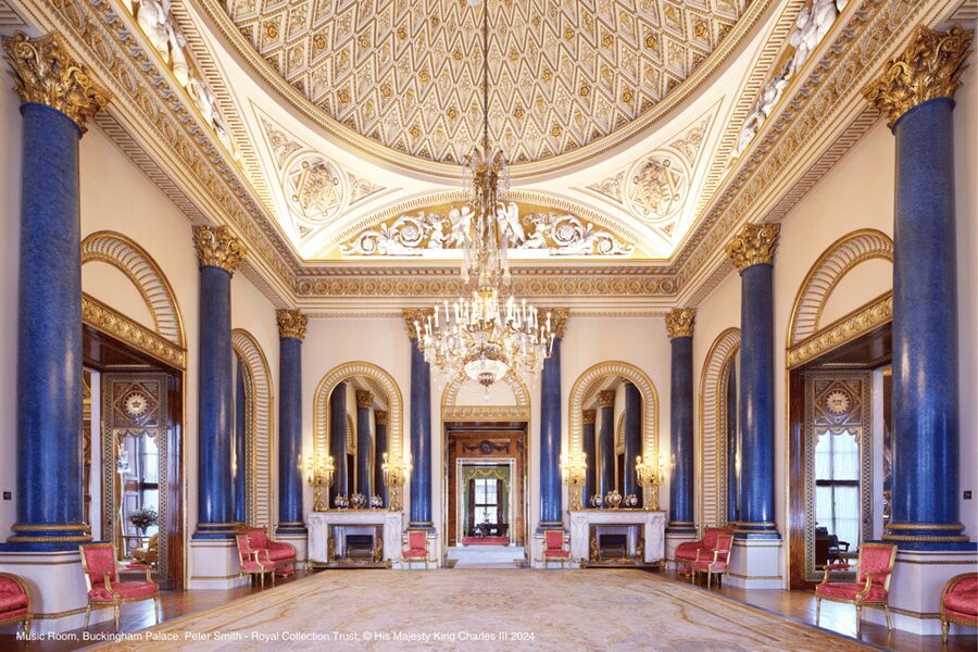 London: Buckingham Palace State Rooms & Royal Walking Tour - St James’s Park and Wellington Barracks: the monarchy at work