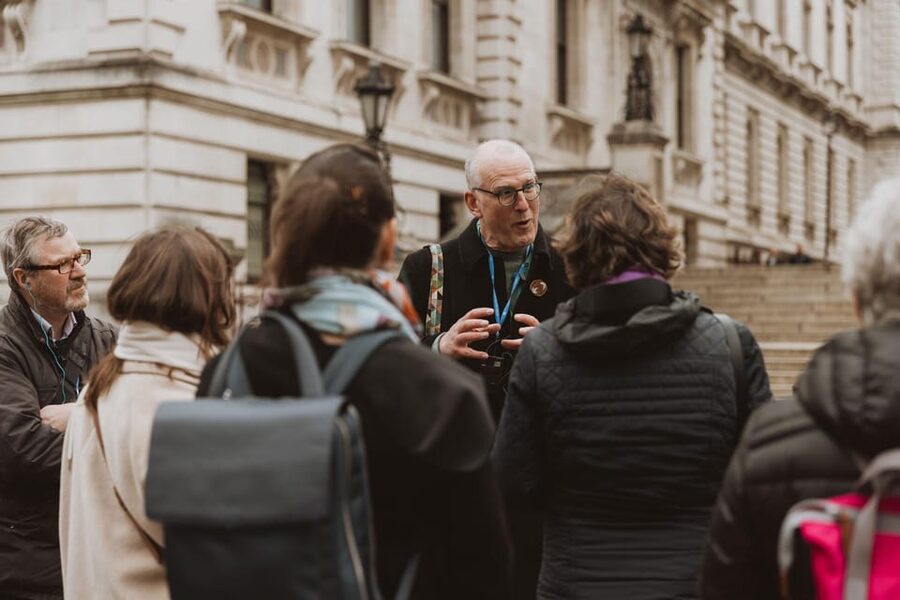 London: Buckingham Palace State Rooms & Royal Walking Tour - Inside Buckingham Palace State Rooms: reserved tickets plus audio freedom