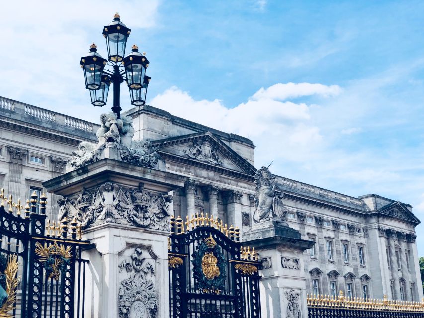 London: Buckingham Palace Walk & Tea at Kensington Palace - What you should know about palace entry (and photos that actually work)