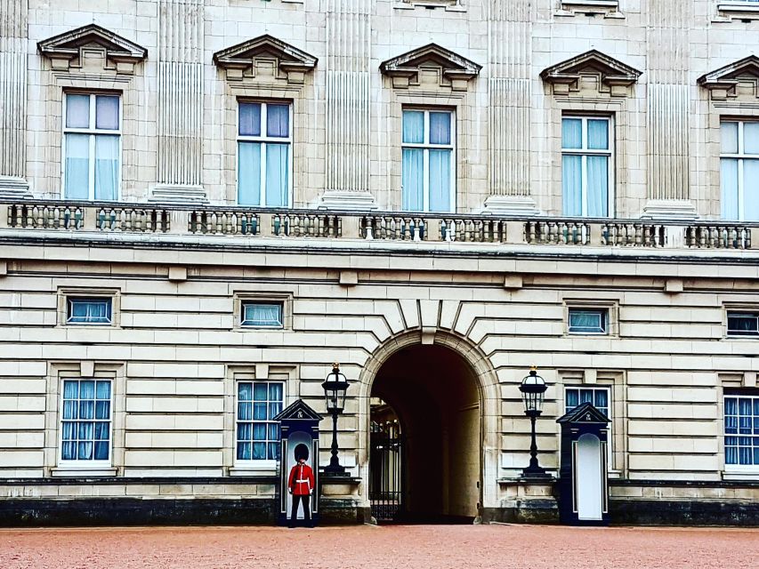 London: Buckingham Palace, Westminster Abbey & Big Ben Tour - Why this Westminster walk works so well