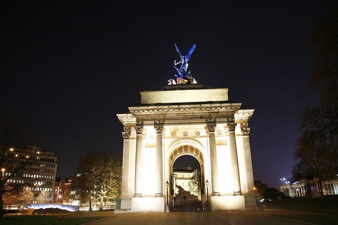 London by Night Bus Tour with Christmas Lights and Live Guide - Fortnum & Mason’s Red Advent Calendar Moment