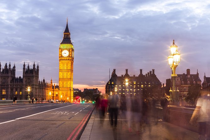 London by Night Independent Sightseeing Tour with Private Driver - A Private 8 PM Start Means You Catch the Right London Mood
