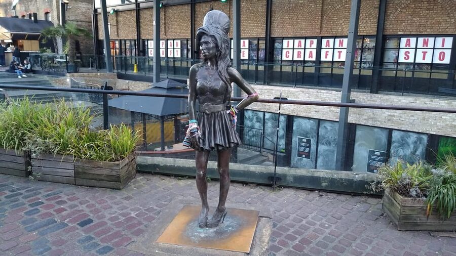 London: Camden Town Amy Winehouse Tour - Stop Two: Dublin Castle and Her Early-Career Footprints
