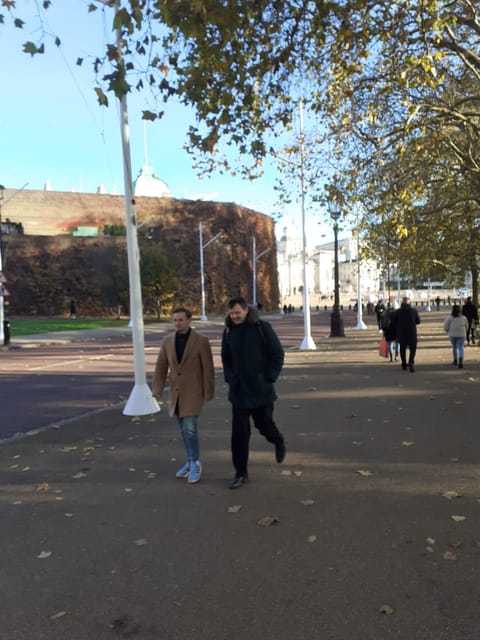 London: Central London Outdoor Tour - Whitehall to Downing Street: where the UK government becomes real